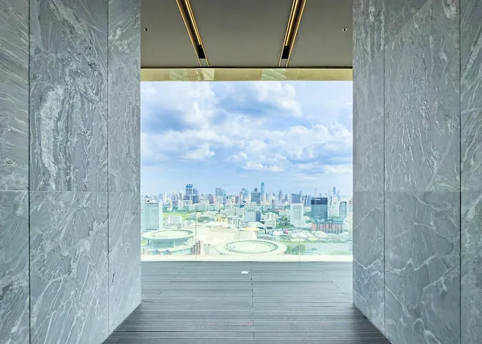 Luxury Siam Paragon World