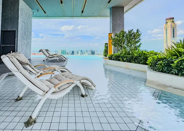 Luxury Siam Paragon World